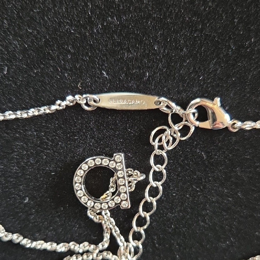 Ferragamo Necklace - Picture 4 of 7